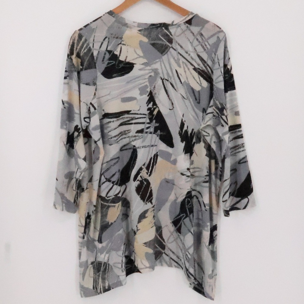 Logo Layers Abstract Print Mesh Tunic Top Womens Artsy Button Gray Plus‎ Size 1X - Picture 3 of 10